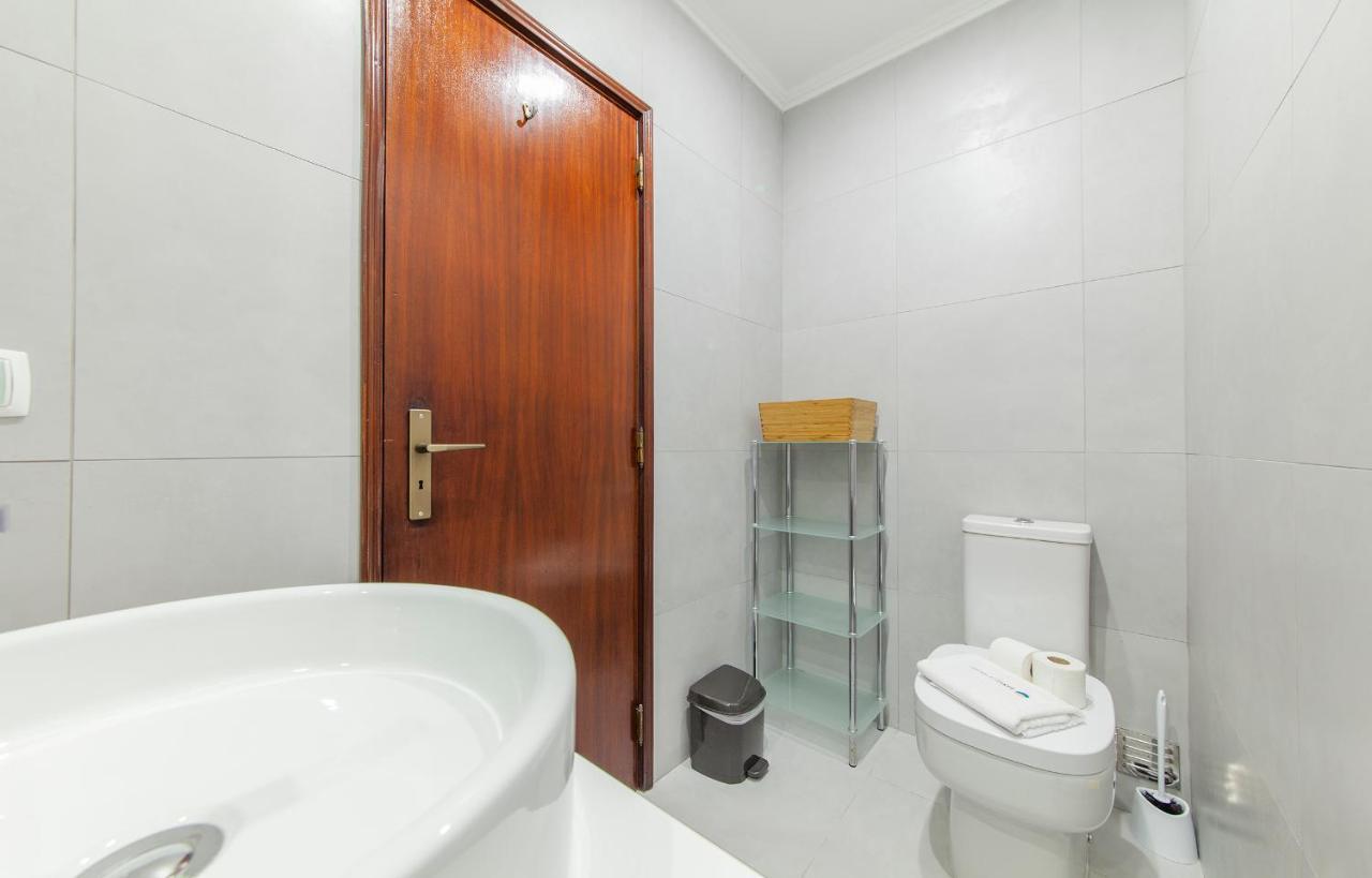 N - Astonishing Bay View Guesthouse 拉哥斯 外观 照片