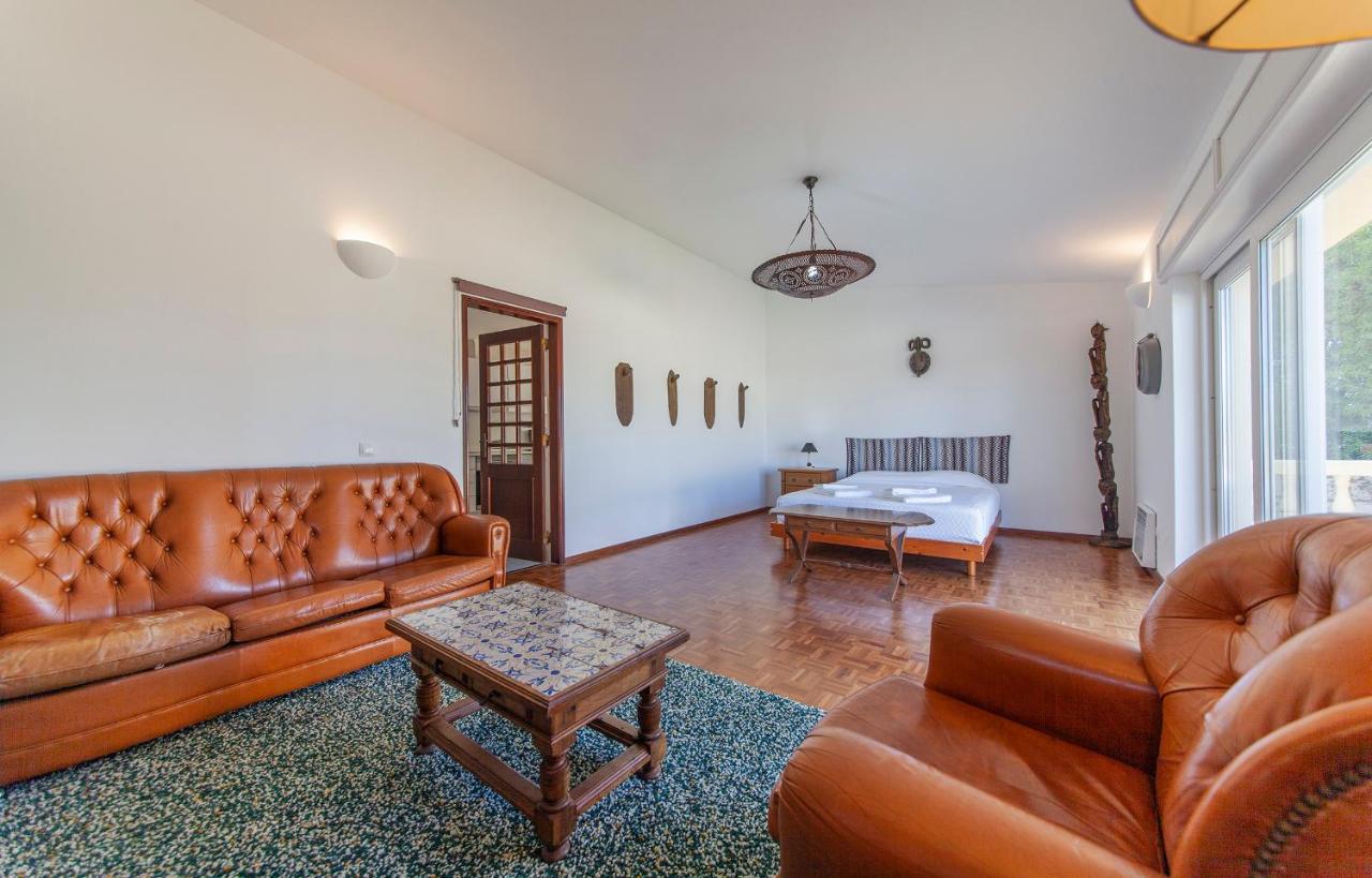 N - Astonishing Bay View Guesthouse 拉哥斯 外观 照片