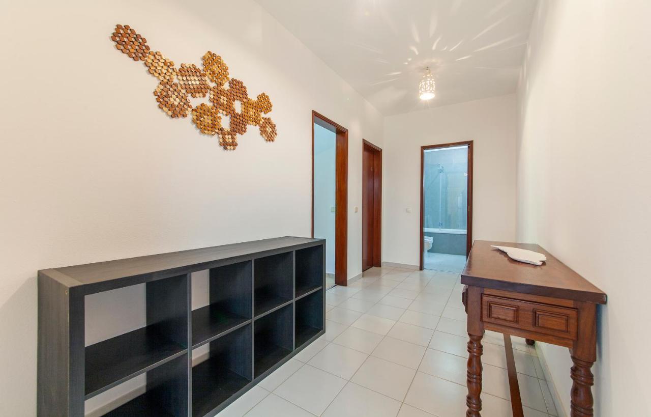 N - Astonishing Bay View Guesthouse 拉哥斯 外观 照片